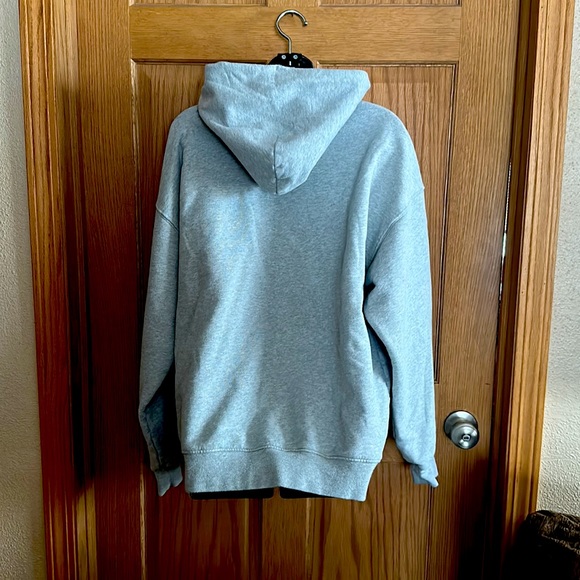 Levi’s Gold Tab size Medium gray pullover hoodie with front kangaroo pocket - Picture 8 of 13